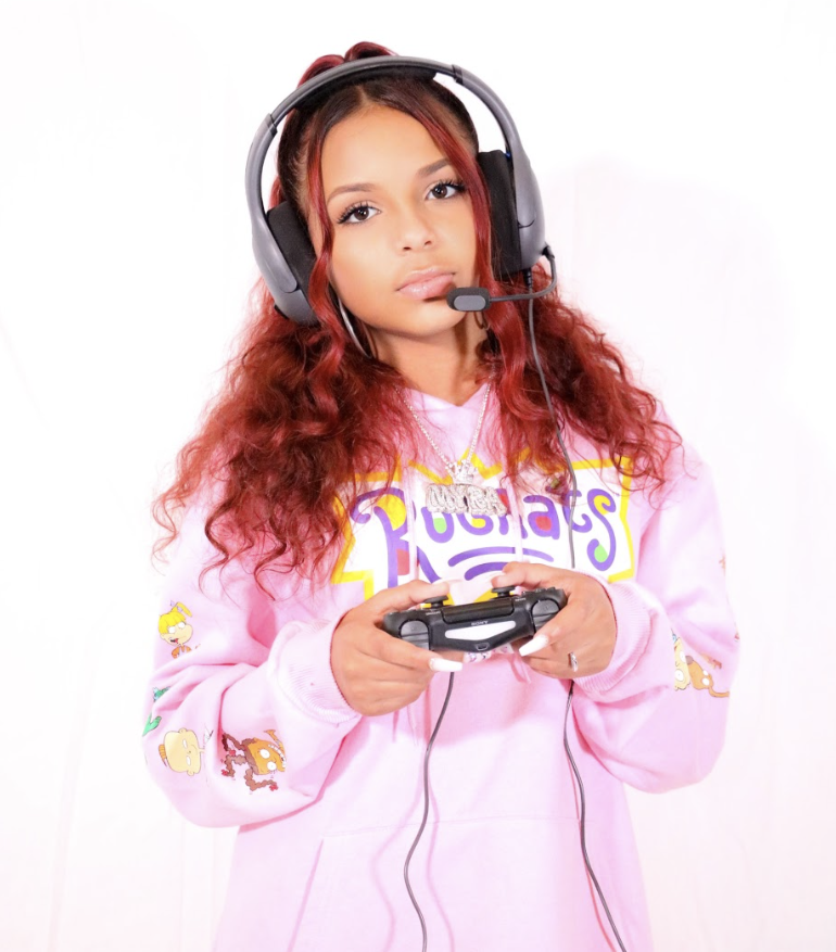 Gamer Girl Queen Khamyra Partners with Nike & House of Hoops During NBA All Star Weekend